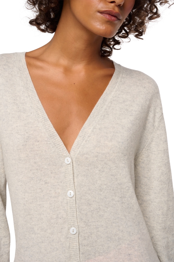 Cashmere ladies basic sweaters at low prices taline first blizard m