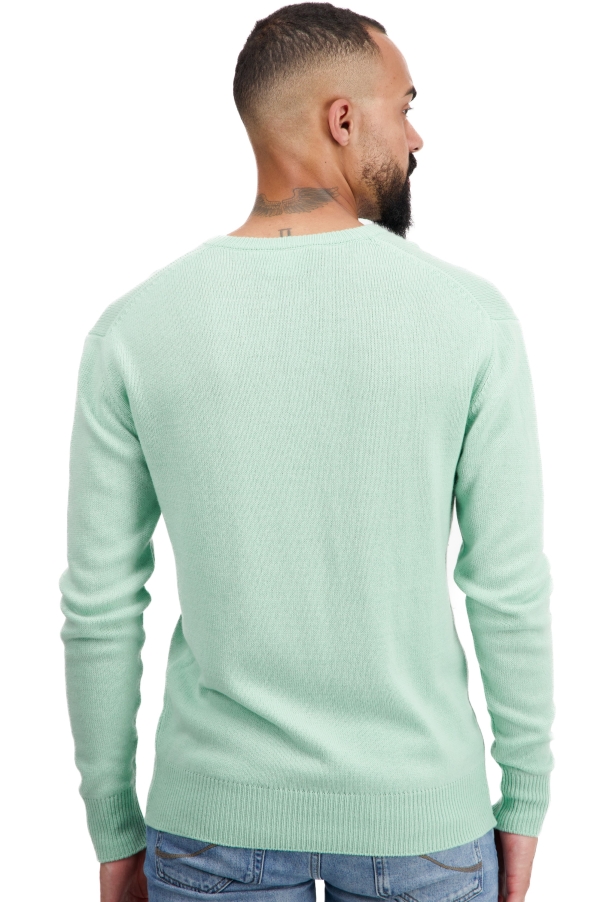 Cashmere men chunky sweater tour first embrace l