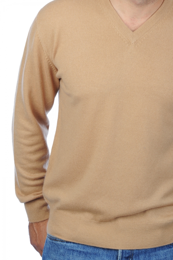 Cashmere men v necks gaspard camel 